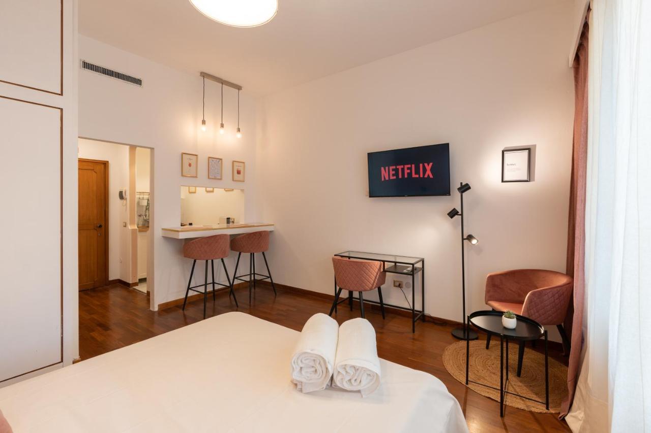Amalia'S House, Cozy Studio Apartment In Brera Milan Exterior photo
